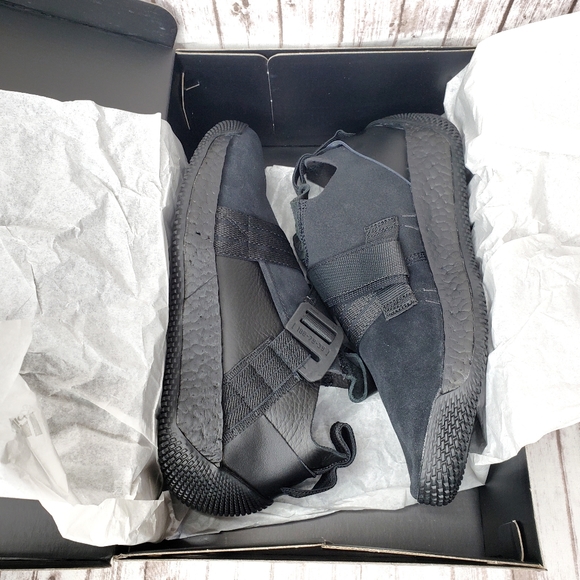 NEW Adidas James Harden LS 2 Buckle - Picture 7 of 9